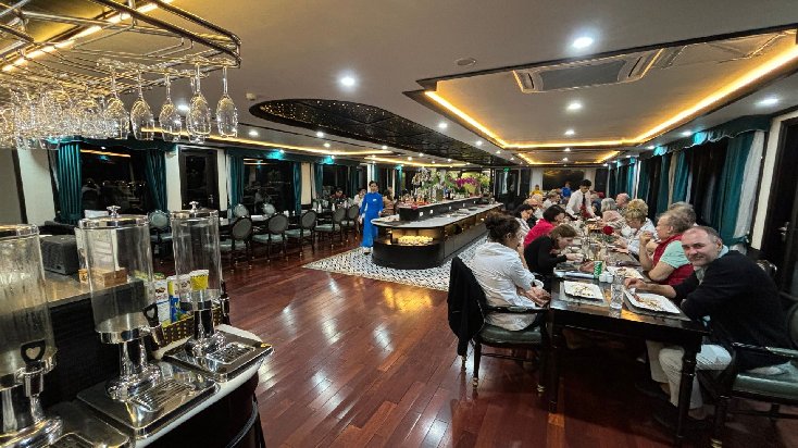 Luxury Vietnam Around Trip 14 Days/13 Nights