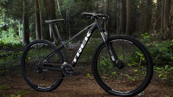 Mountain Bike - Trek Marlin 5: The Perfect Ride for Your Outdoor Adventure